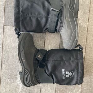 Kamik Black Snow Boots for kids